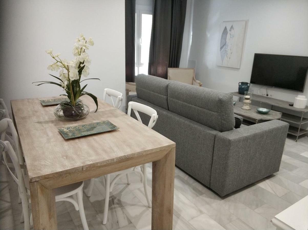 Guesting Cayetano Apartment Cadiz Exterior photo
